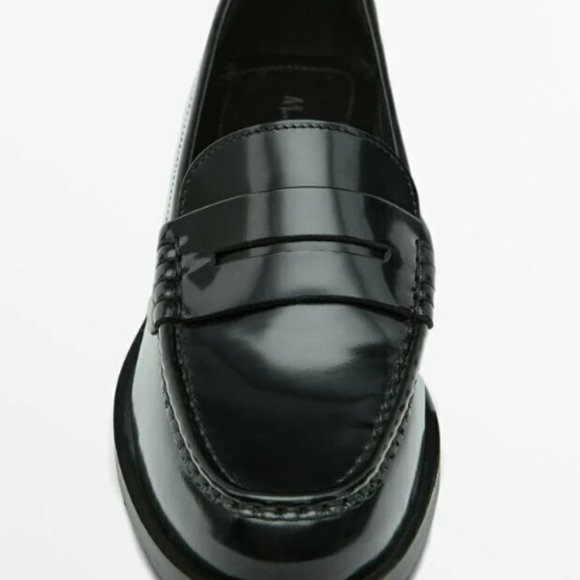Massimo Dutti LEATHER PENNY LOAFERS - Picture 1 of 5